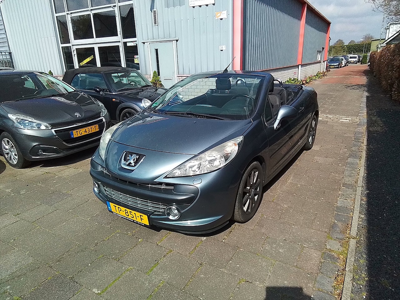 Peugeot 207 CC - 1.6 VTi Airco/ lmv. - AutoWereld.nl