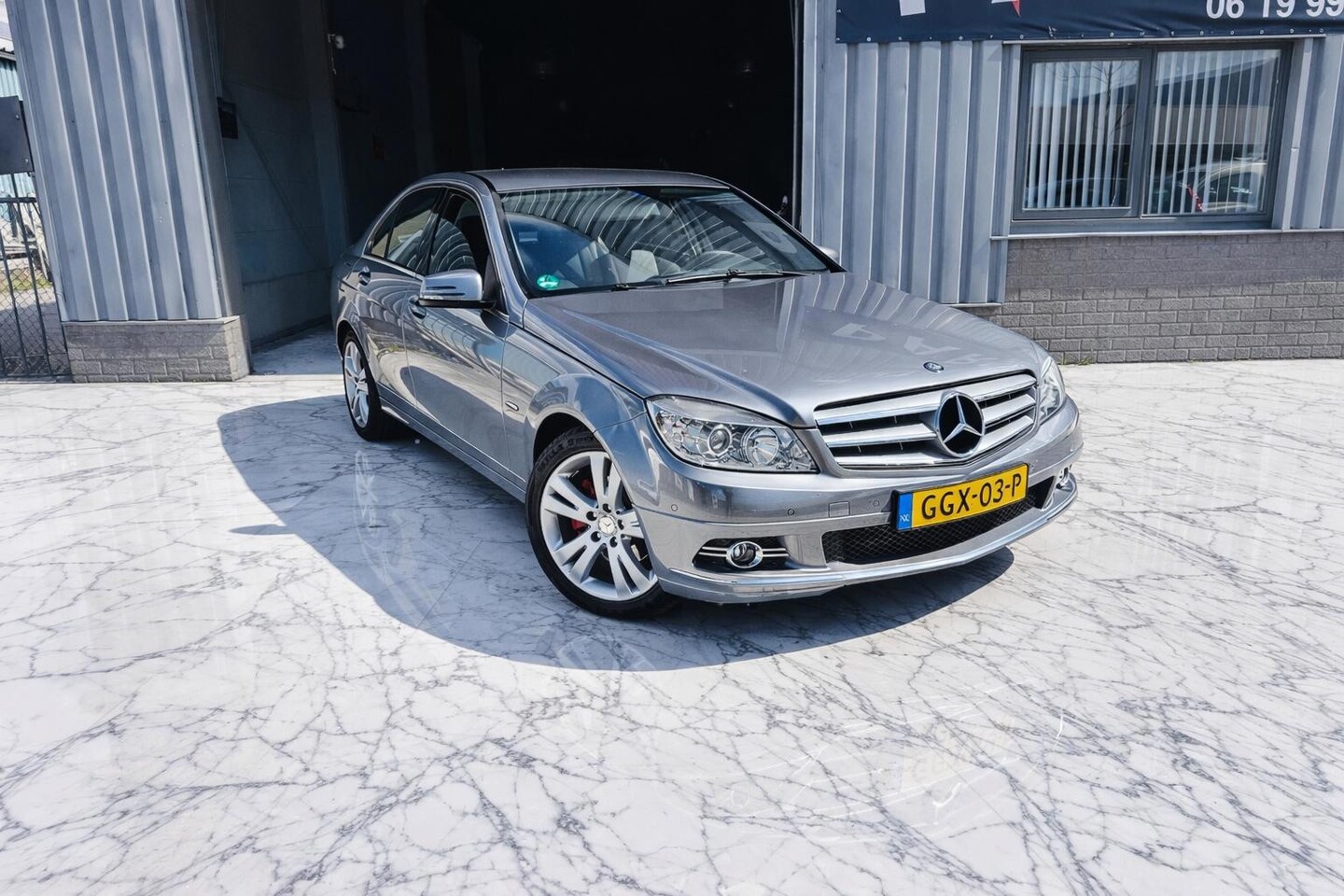 Mercedes-Benz C-klasse - 180 K Avantgarde Cruisecontrole/Airco - AutoWereld.nl