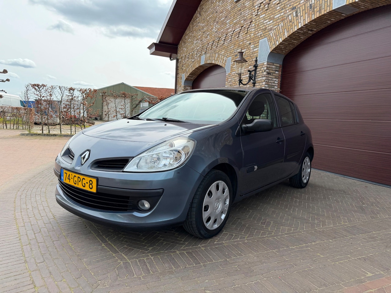 Renault Clio - 1.2-16V Special Line NAP Airco/Elektrische Ramen/5-Deurs/Stuurbekrachtiging/Radio Cd Spele - AutoWereld.nl