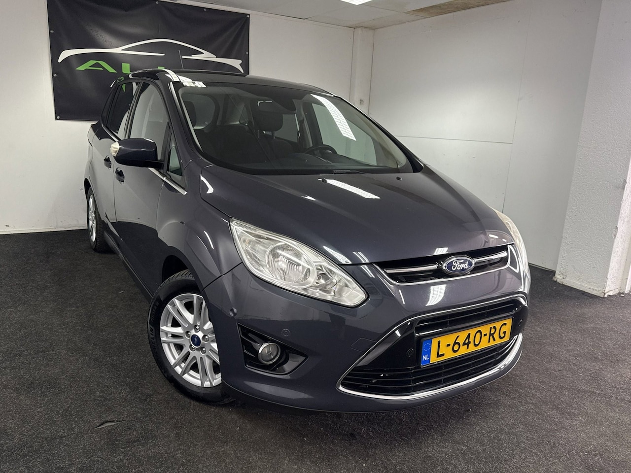 Ford Grand C-Max - Ford Grand C-Max 1.0 Edition 7p. - Airco - Camara - APK 2027 - AutoWereld.nl