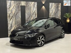 Volkswagen Golf - 1.5 eTSI 3x R-Line|PANORAMA|IQ LIGHTS|BLINDSPOT|BOMVOL