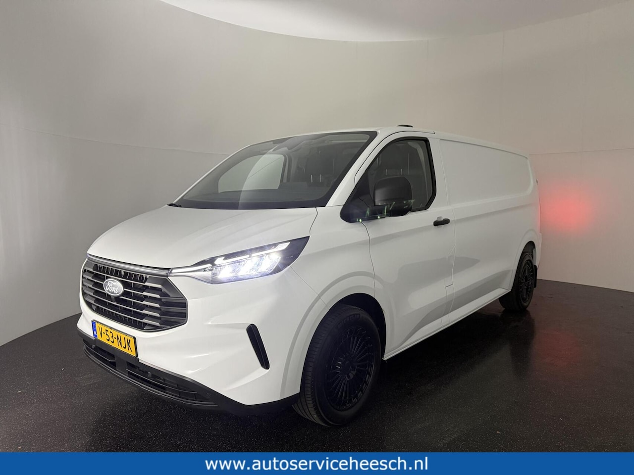 Ford Transit Custom - 2.0 TDCi L2H1 l AIRCO l CARPLAY l NAVI l CAMERA - AutoWereld.nl