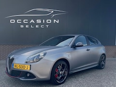 Alfa Romeo Giulietta - 1.4 Turbo MultiAir Super 200 PK | Alcantara | Nieuwe APK | Automaat | Trekhaak | Airco