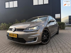 Volkswagen Golf - 1.4 TSI GTE
