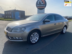 Volkswagen Passat - | 2012 | 1.4 TSI BlueMotion | Automaat | APK | SEDAN