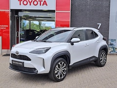 Toyota Yaris Cross - 1.5 HYBRID 130 DYNAMIC COMFORT PACK NIEUW DIRECT LEVERBAAR STOEL- STUUR- EN VOORRUITVERWAR