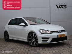Volkswagen Golf - 2.0 TSI R 4Motion Pano LED Camera Leer 19 inch