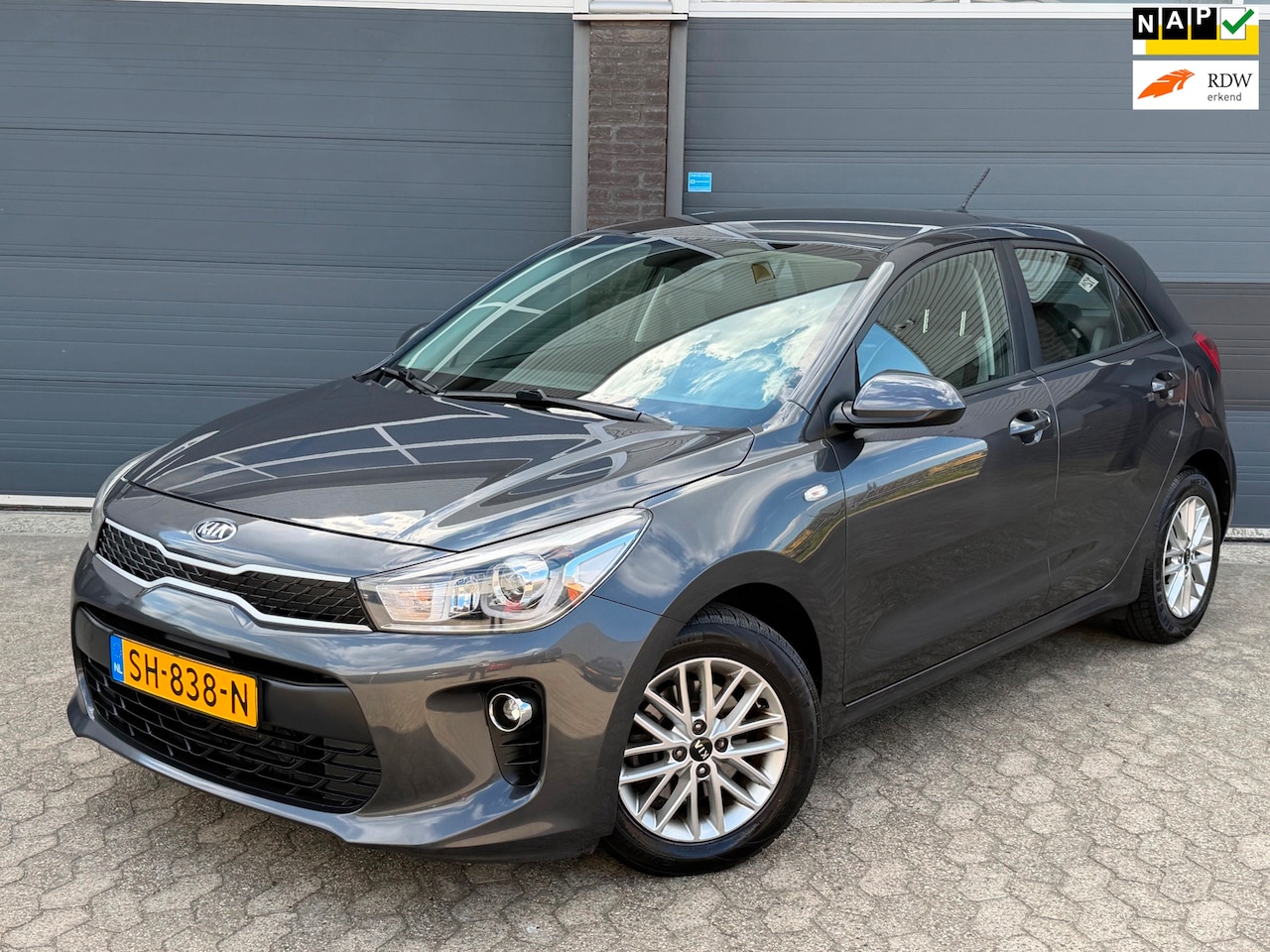 Kia Rio - 1.0 TGDI ComfortPlusLine Navigator|CAMERA|LEER|CRUISE|AIRCO|NAP - AutoWereld.nl
