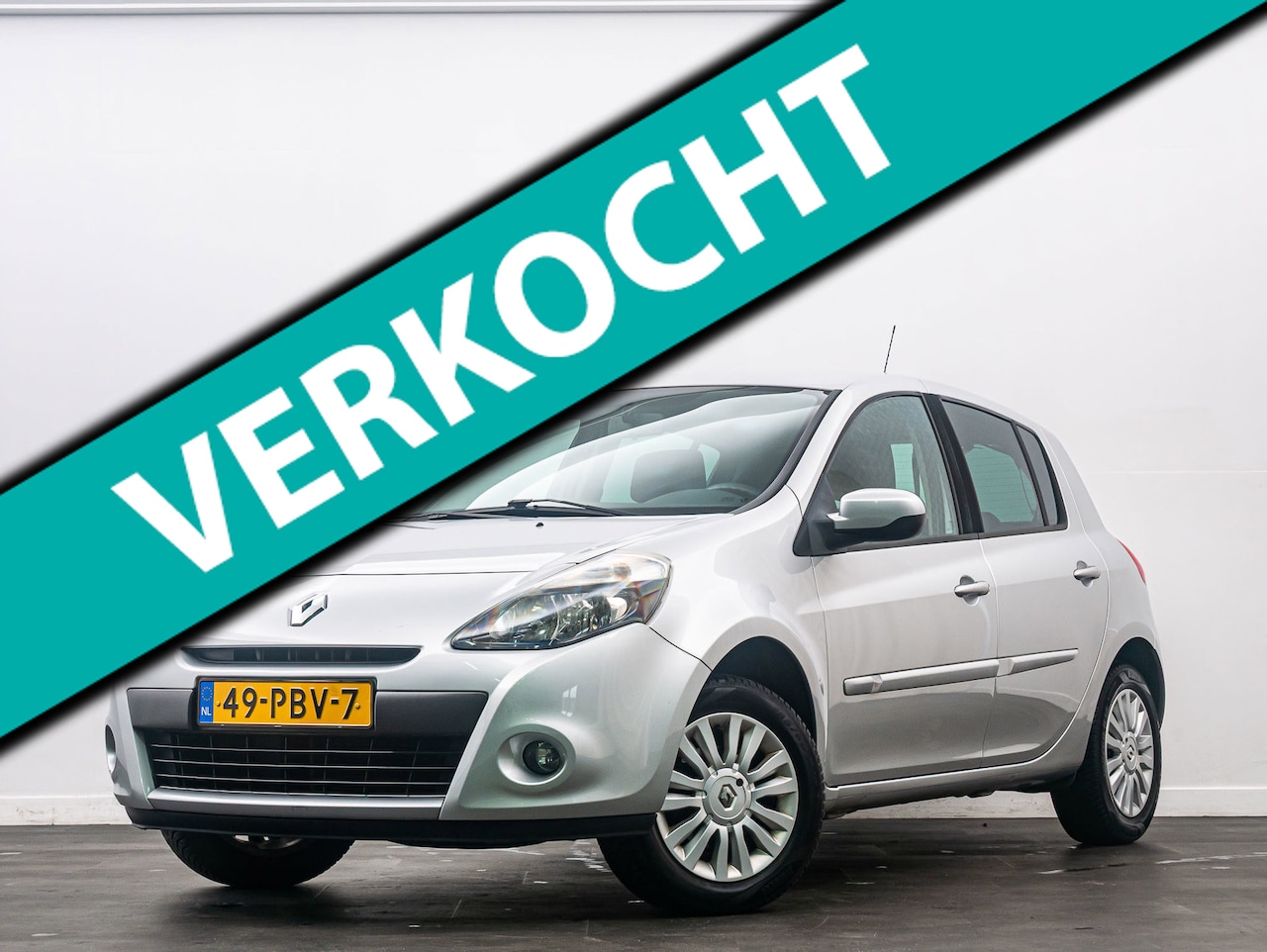 Renault Clio - 1.2 Collection 5-Deurs/Airco/Cruise/Isofix - AutoWereld.nl