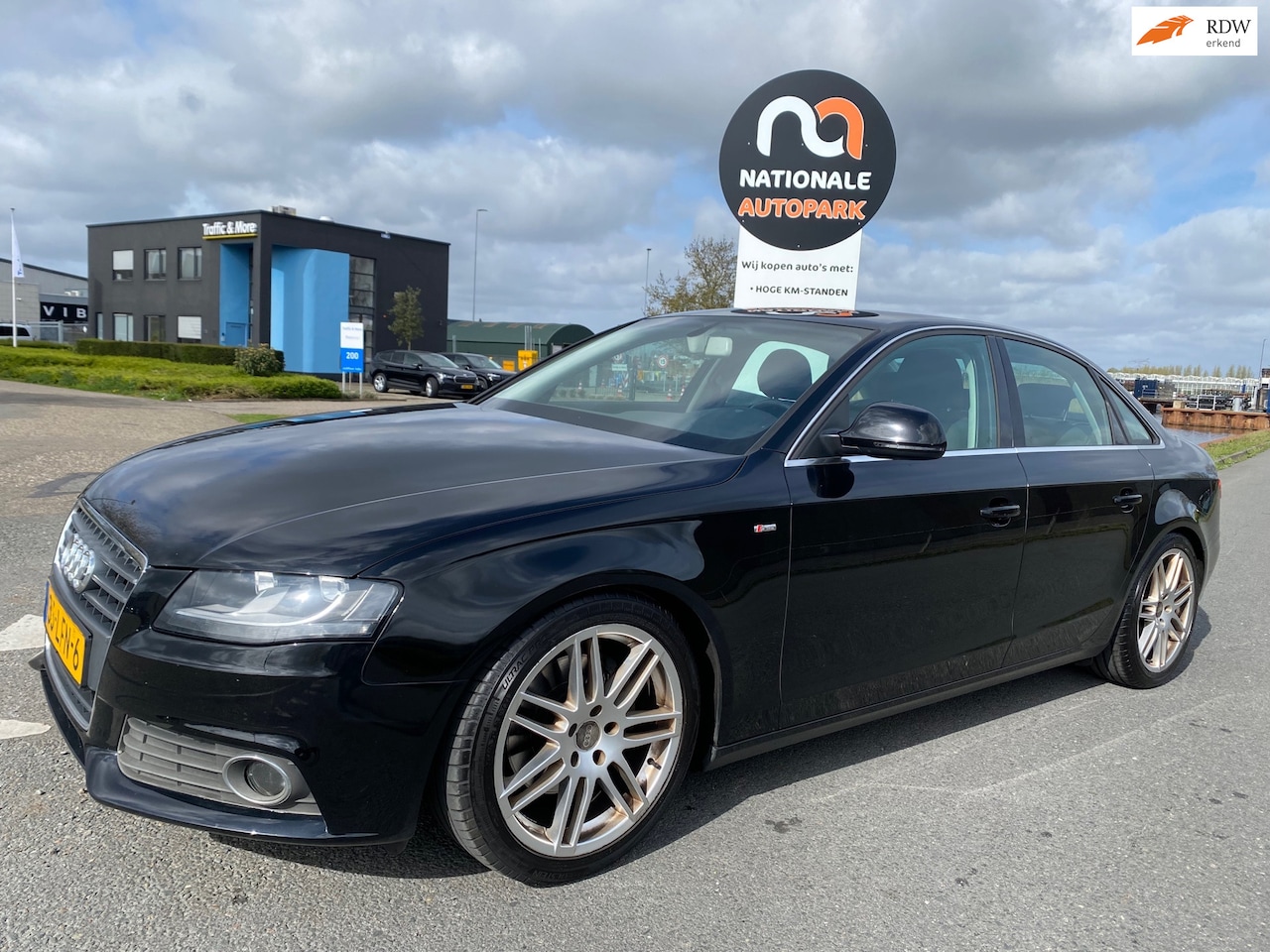 Audi A4 Limousine - | 2009 | 1.8 TFSI | APK | SEDAN | EXPORT & HANDEL - AutoWereld.nl