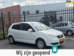 Volkswagen Polo - 1.4-16V Optive AIRCONWE APKLEUKE AUTOKOOPJE
