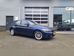 BMW 1-serie - 116i Essential/Cruise/Lm Velgen*Led