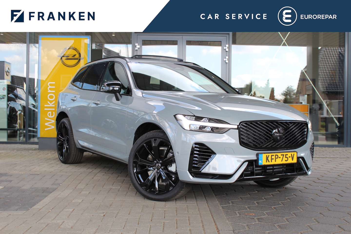 Volvo XC60 - 2.0 T8 Plug-in hybrid AWD Plus Black Edition | Trekhaak | Panoramadak | Head-Up | 360 Came - AutoWereld.nl