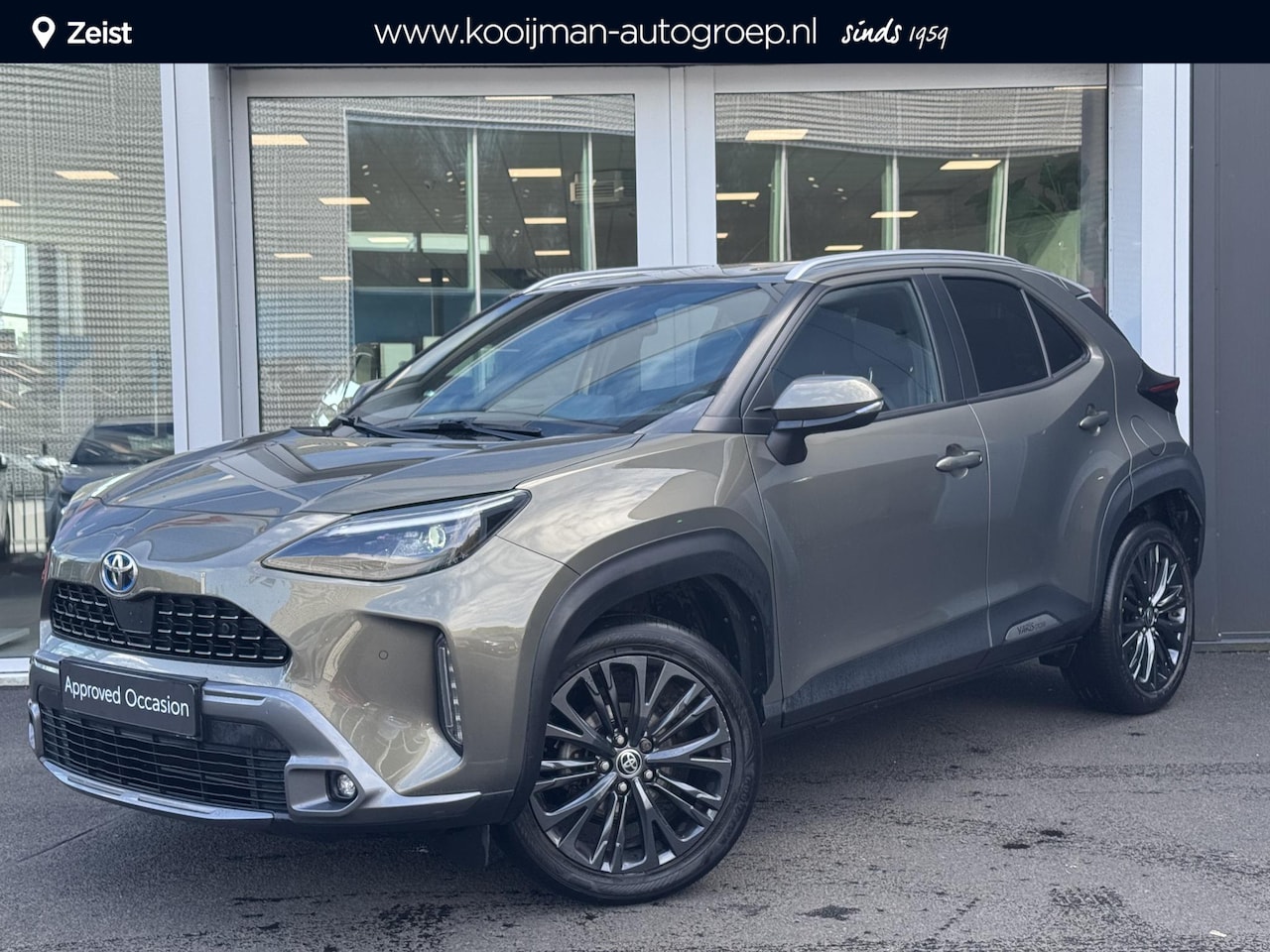 Toyota Yaris Cross - 1.5 Hybrid Adventure Parkeersensoren V+A | Blind spot monitor | 18 inch | Climate control - AutoWereld.nl