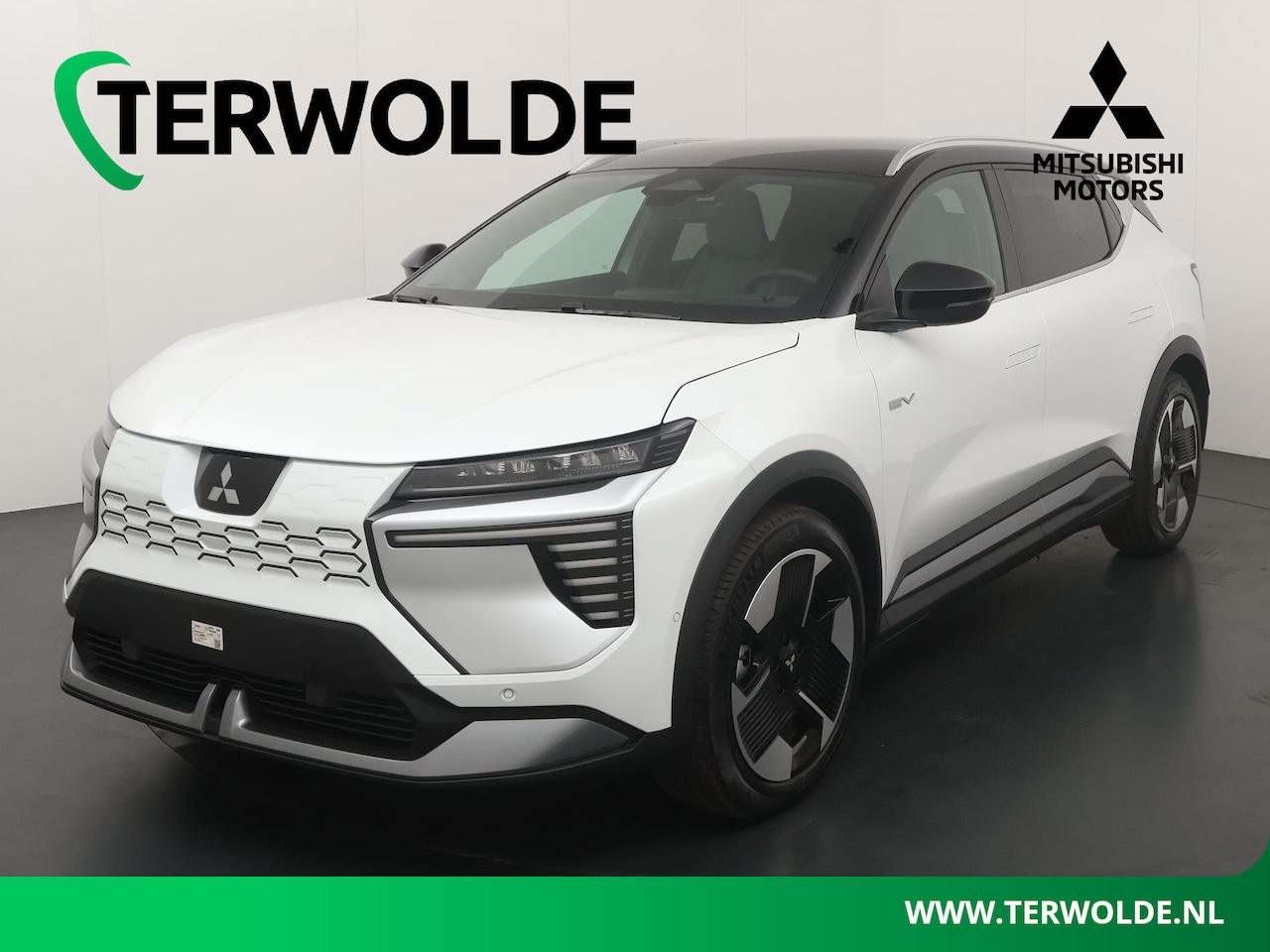Mitsubishi Eclipse Cross - Intense 87 kWh | €4.500 Korting | 8 jaar garantie | Adaptieve Cruise | Stoelverwarming | W - AutoWereld.nl