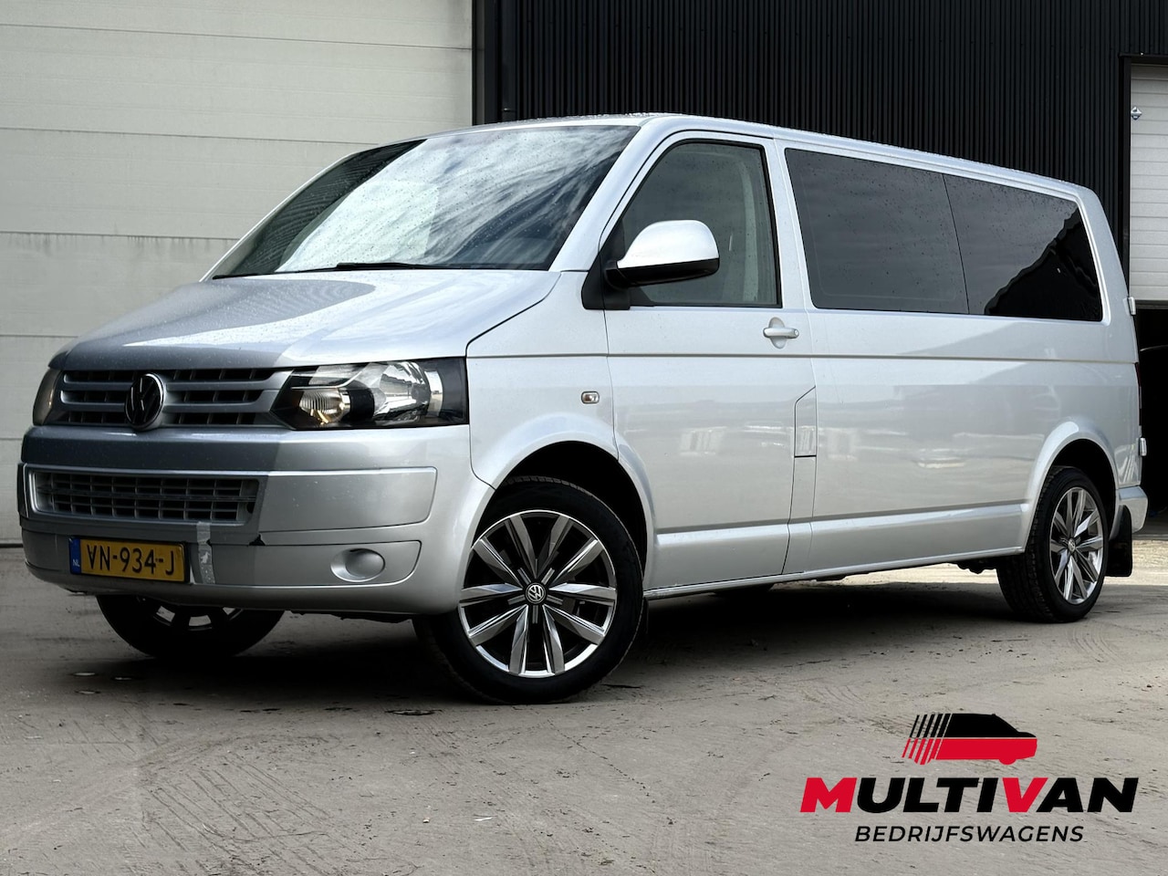 Volkswagen Transporter - 2.0 TDI L2H1 DC EXPORT | HANDEL | 6P | APK 11-26 | - AutoWereld.nl