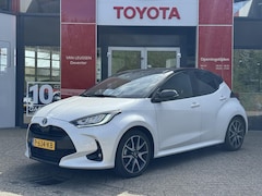 Toyota Yaris - 1.5 Hybrid Executive Bi-tone PARKEERSENSOREN V+A APPLE CARPLAY/ANDROID AUTO AFN TREKHAAK