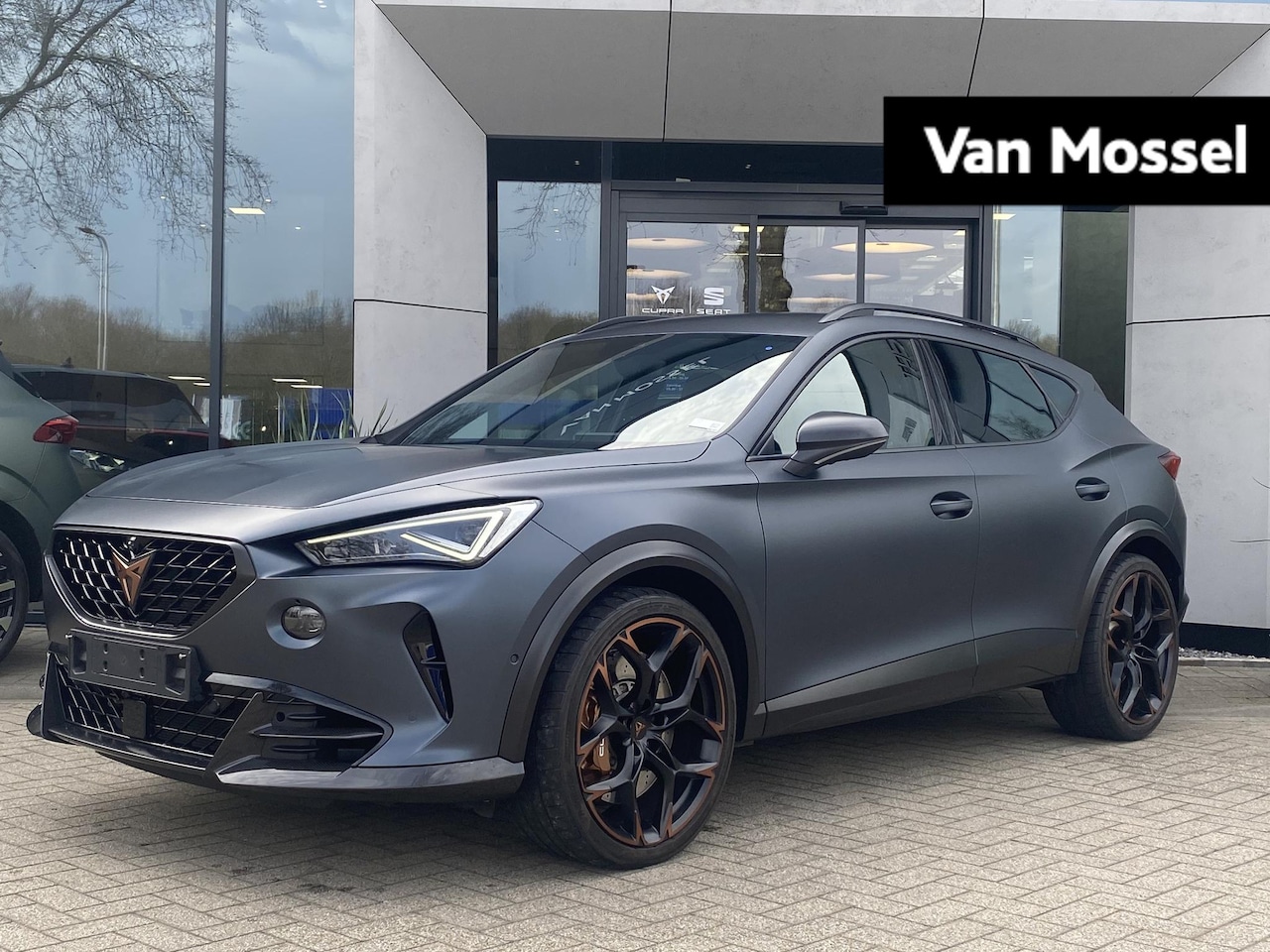 CUPRA Formentor - 2.5 TSI 4DRIVE | 360 CAMERA | CARBON PAKKET | CARBON KUIPSTOELEN | STOEL-STUURVERWARMING | - AutoWereld.nl