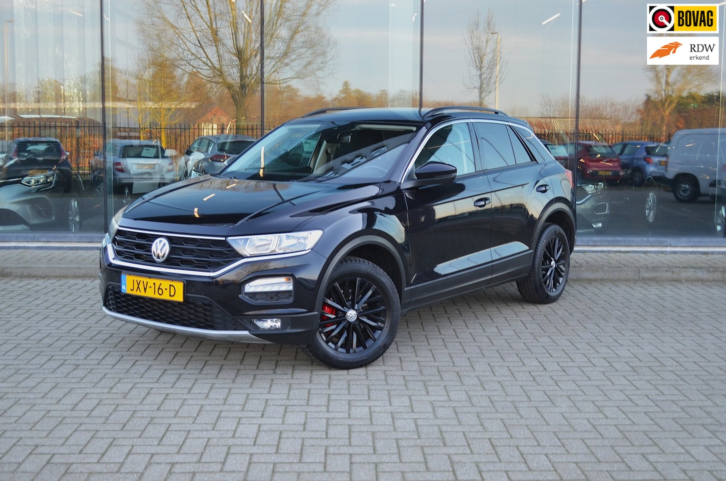 Volkswagen T-Roc - 1.5 TSI Sport | Automaat | Stoelverwarming | Carplay | Acc - AutoWereld.nl