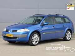 Renault Mégane Grand Tour - 2.0-16V Privilège Luxe
