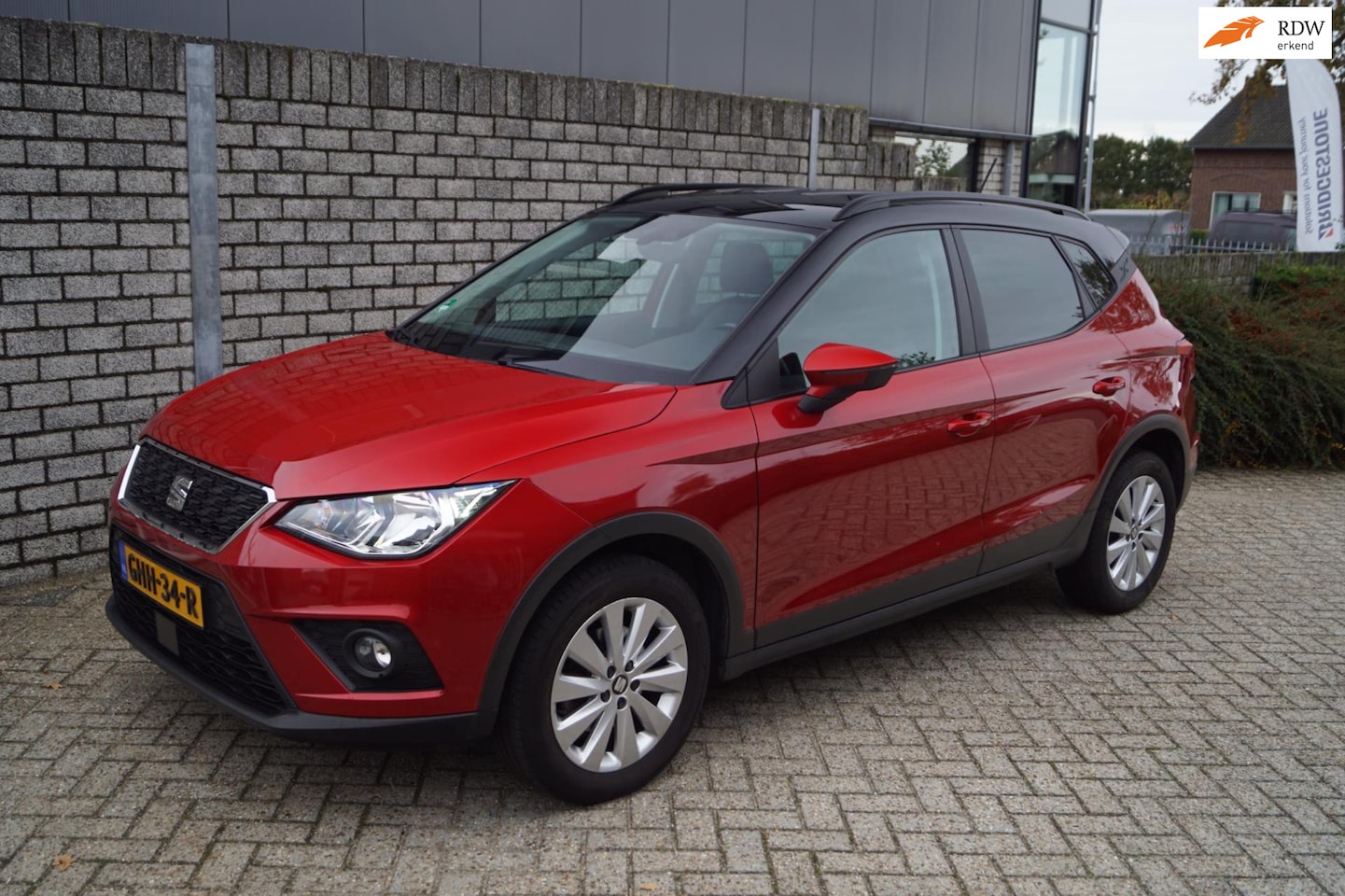 SEAT Arona - 1.0 TSI Style Business Intense Plus Navi Clima Apple Carplay Cruise Front Assist PDC Stoel - AutoWereld.nl