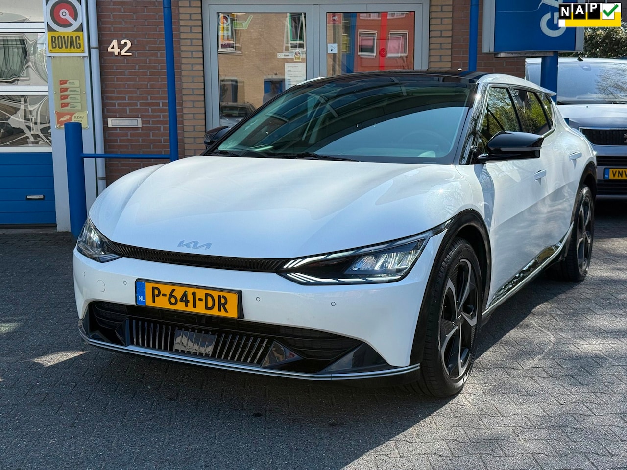 Kia EV6 - Plus Advanced 77.4 kWh SOH 100%|BTW auto|Warmtepomp|stoelverwarming+verkoeling|panoramadak - AutoWereld.nl