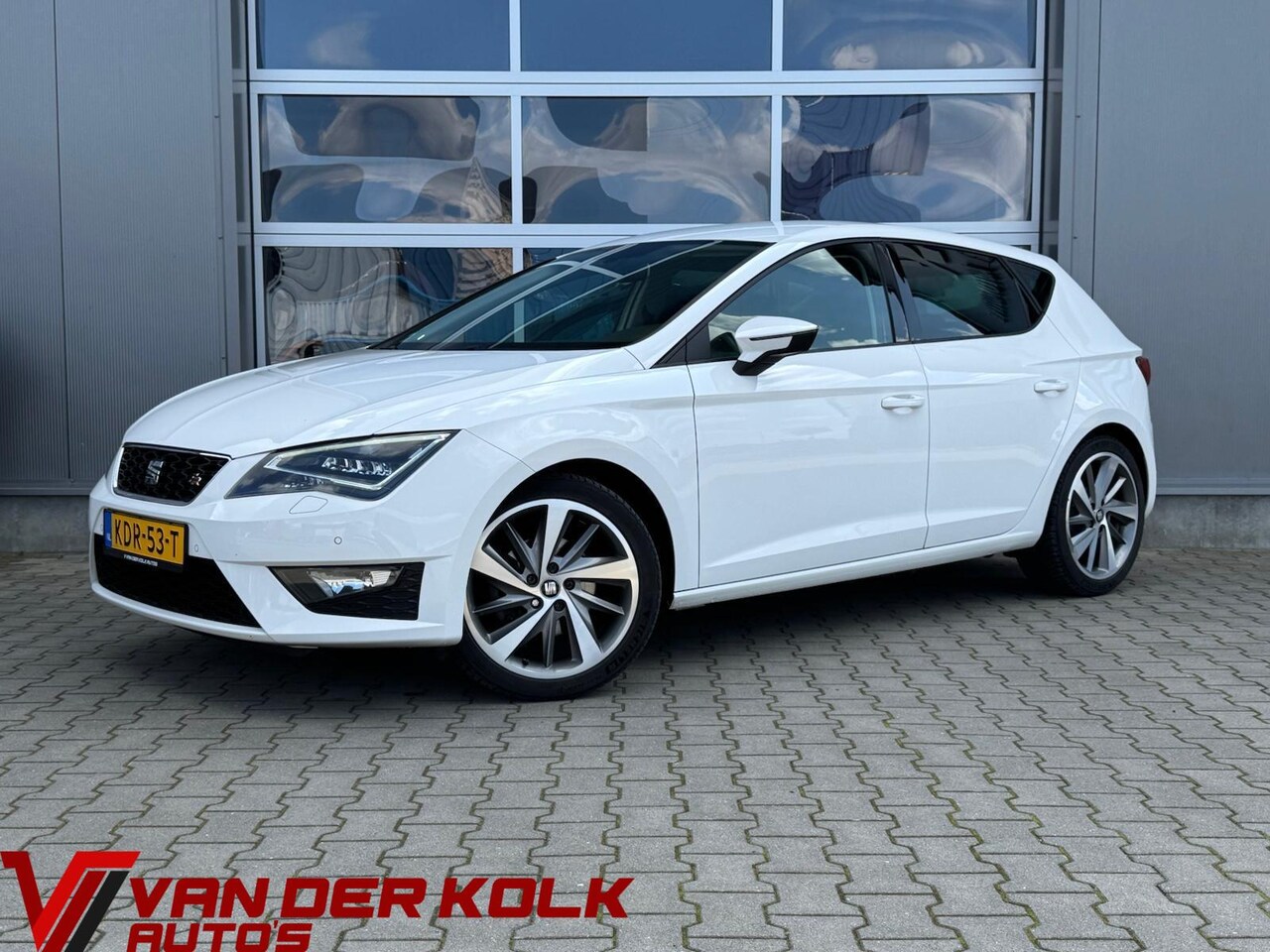 SEAT Leon - 1.4 TSI FR | LED | Half Leder | LED | CarPlay | Navigatie | Cruise | Climate | Stoelverwar - AutoWereld.nl