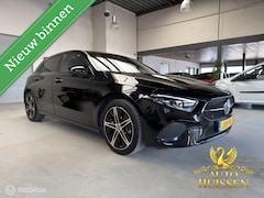 Mercedes-Benz A-klasse - 180 Luxury Line Keyless ACC 360Camera