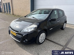 Renault Clio - 1.5 dCi Authentique