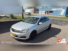 Opel Astra GTC - 1.6 Executive