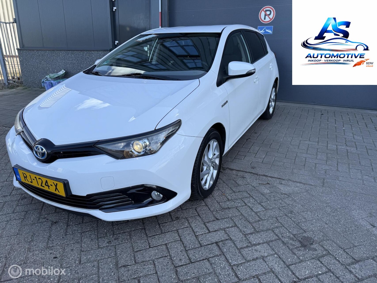 Toyota Auris - 1.8 Hybrid Dynamic Go 1.8 Hybrid Dynamic Go - AutoWereld.nl