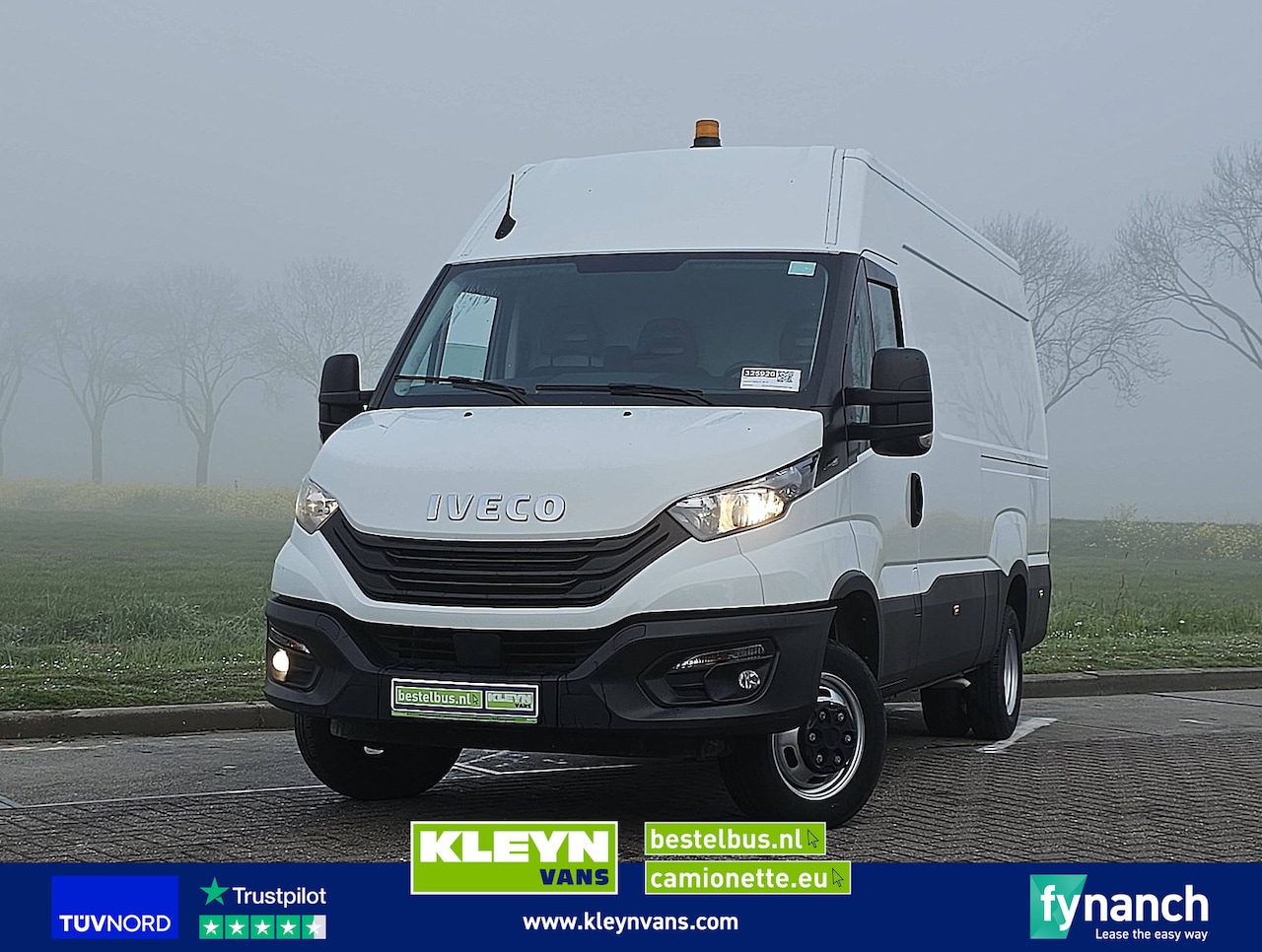 Iveco Daily - 35C14 L2H2 Dubbellucht AC! - AutoWereld.nl