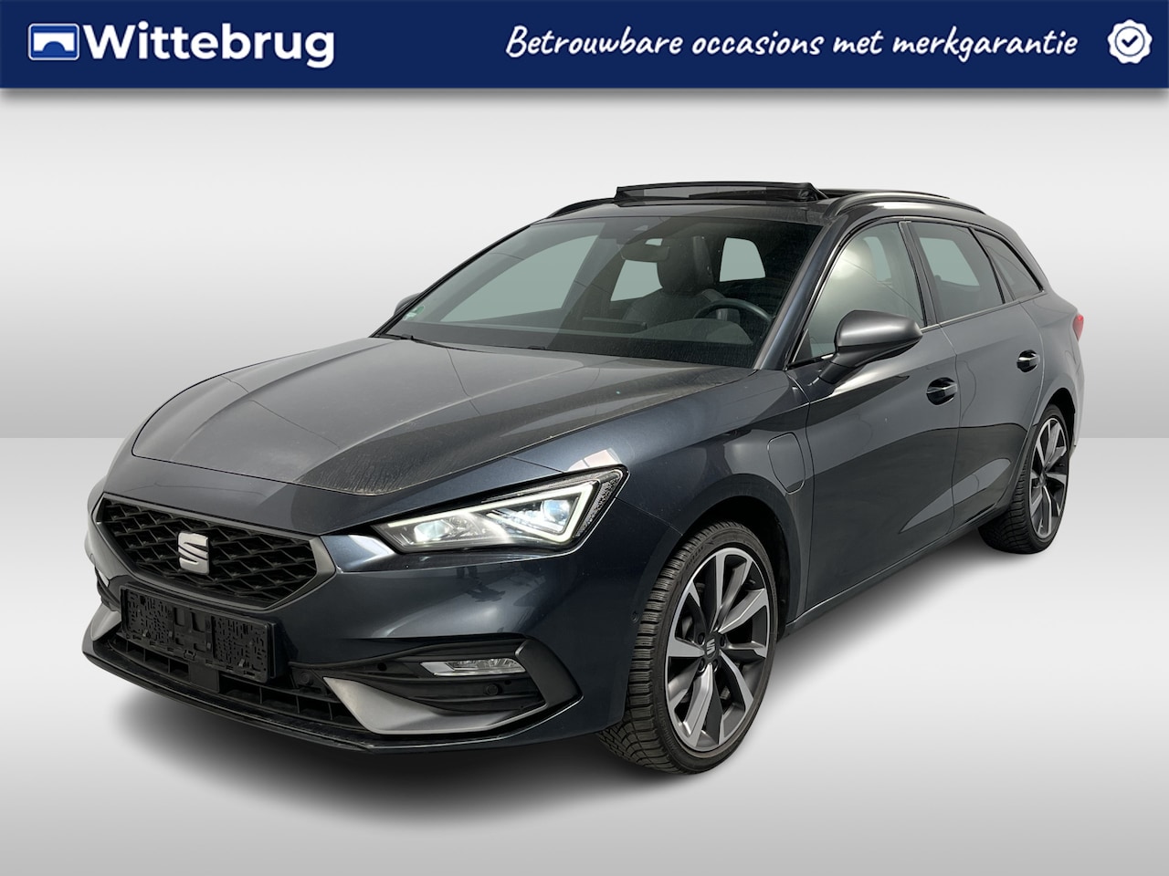 SEAT Leon Sportstourer - 1.4 TSI eHybrid PHEV FR Business Intense / AUTOMAAT/ PANO/ CAMERA/ PARK. SENSOREN/ MEMORY - AutoWereld.nl