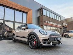 MINI Clubman - 2.0 JCW ALL4 John Cooper Works F1 aut 306pk/Rooftopgrey/Chesterbrown leer/Pano/Btw