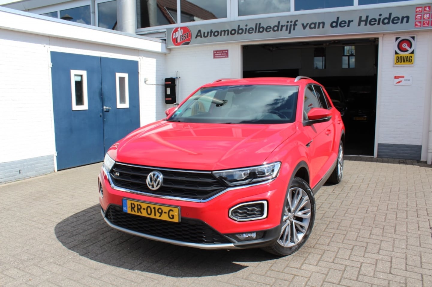 Volkswagen T-Roc - 1.5 TSI Sport Executive - AutoWereld.nl