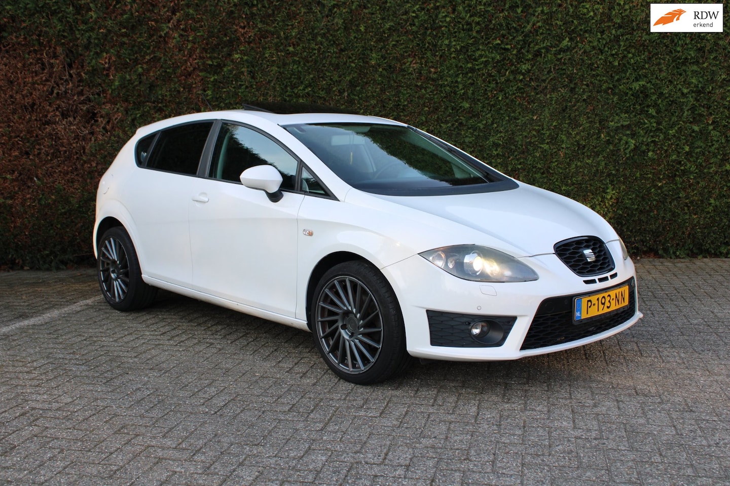 SEAT Leon - 1.8 TFSI Sport 1.8 TFSI Sport - AutoWereld.nl