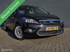 Ford Focus - 1.8 Titanium Flexi Fuel TREKHAAK/5DEURS/AIRCO