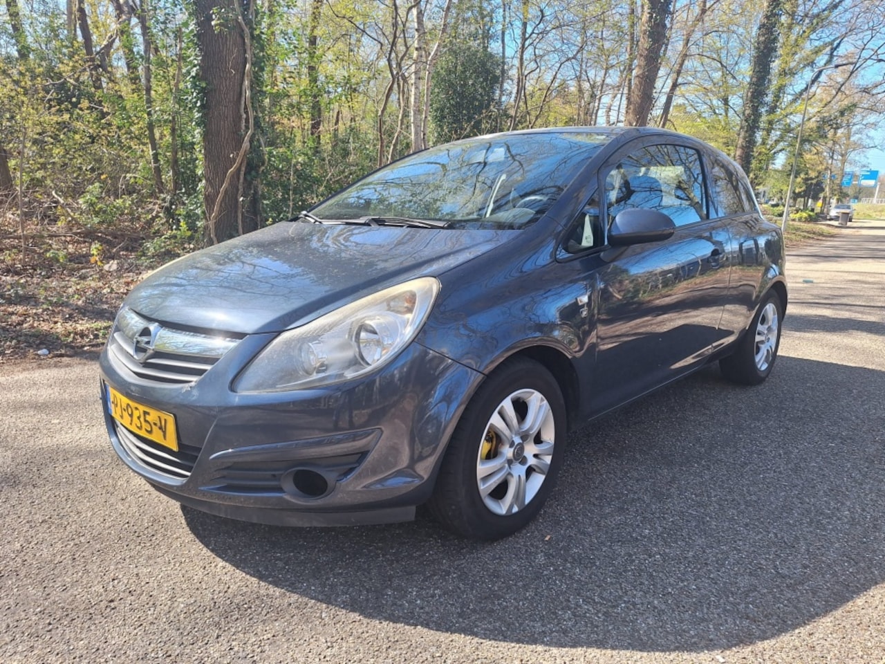 Opel Corsa - 1.2-16V Color Ed. - AutoWereld.nl