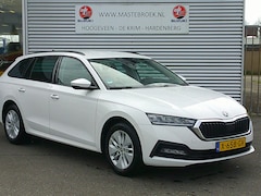 Skoda Octavia Combi - 1.0 e-TSI Business Edition Automaat Staat in Hoogeveen