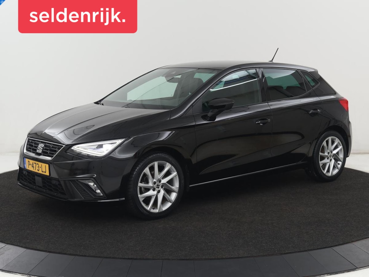 SEAT Ibiza - 1.0 EcoTSI FR Intense | Stoelverwarming | Adaptive cruise | Leder/Alcantara | Camera | Car - AutoWereld.nl