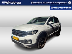 Volkswagen T-Cross - 1.0 TSI Life Multimedia Parkeersensoren / LM Velgen / Airco / Cruise / Mirror Link
