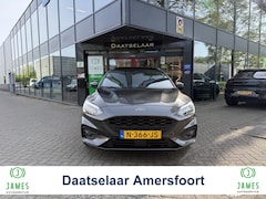 Ford Focus Wagon - 1.0 EcoBoost Hybrid ST Line X Business Panoramadak/Trekhaak/Camera