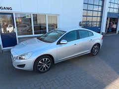 Volvo S60 - 1.6 T3 Kinetic