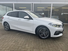 BMW 1-serie - 116i Business Edition / Clima / Virtual / Led / Pdc 50%deal 8975 ACTIE