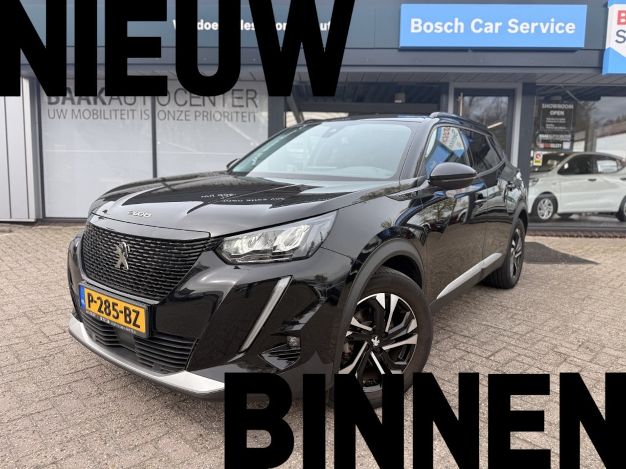 Peugeot e-2008 - EV Allure Pack 50 kWh - AutoWereld.nl