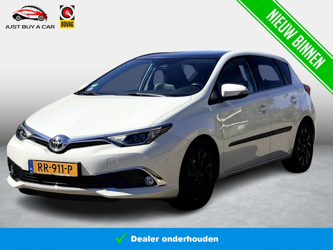 Toyota Auris - 1.2T Executive Black Pack / Panoramadak / Trekhaak / Dealeronderhouden / Stoelverwarming / - AutoWereld.nl
