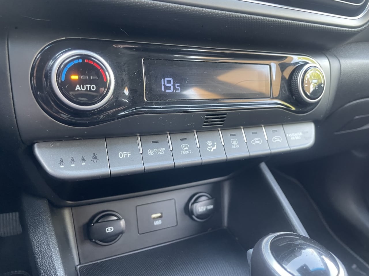 Hyundai Kona - 1.6 GDI HEV Comf Smart*RIJKLAARPRIJS*
