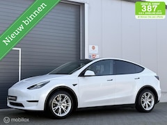 Tesla Model Y - Long Range AWD Enh. Autopilot Trekhaak SOH 90%