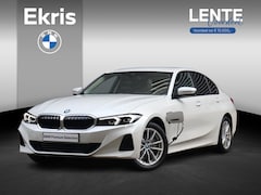 BMW 3-serie - Sedan 330e | High Executive | Comfort Access | Elektr. Voorstoelen | Sportstoelen | Hi-Fi
