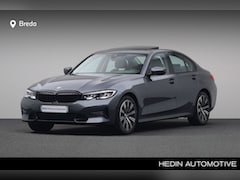 BMW 3-serie - 320i Executive Edition | Sport Line | Live Cockpit Professional | Sportstoelen | Schuifdak